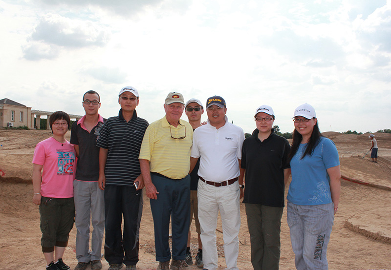 And famous golf course designer JACK NICKLAUS at the construction site